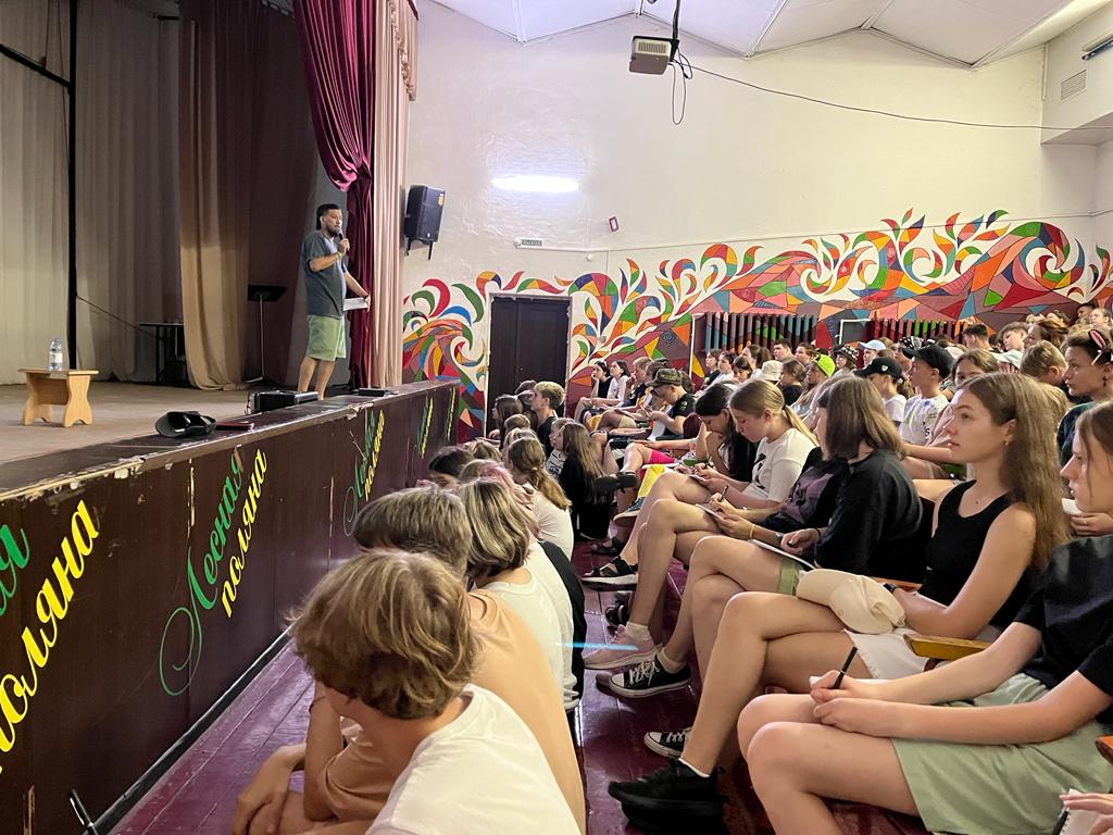 Самая смешная смена сезона началась в «Лесной поляне» | 05.07.2023 | Тара -  БезФормата